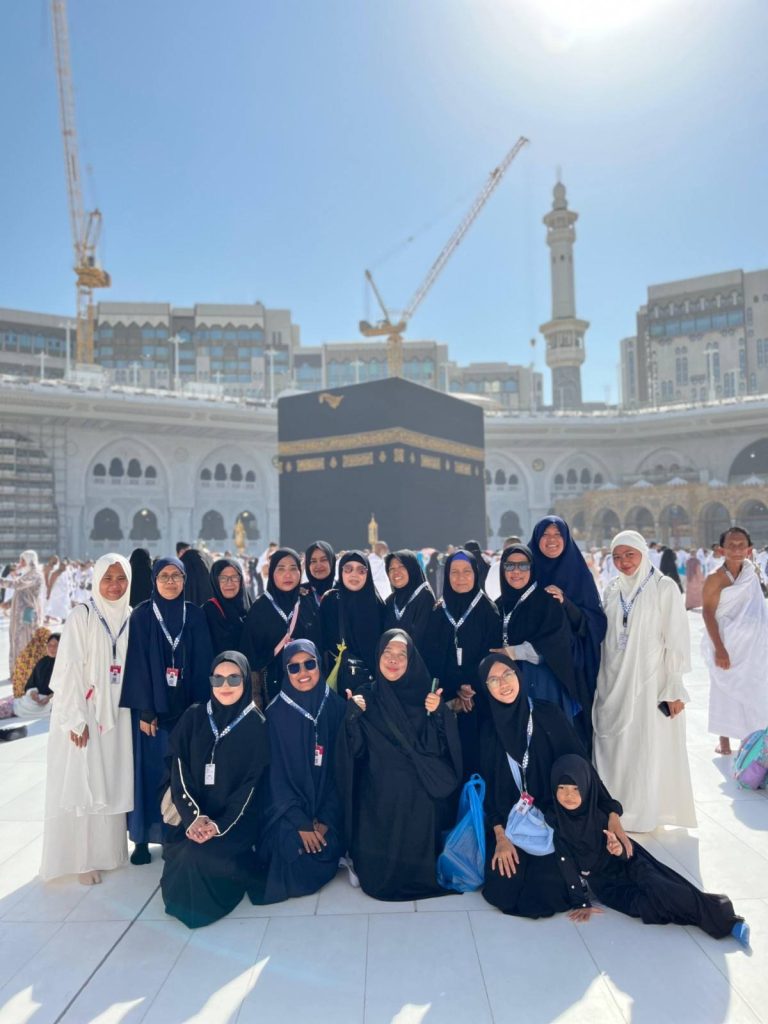 jamaah umroh di masjidil haram